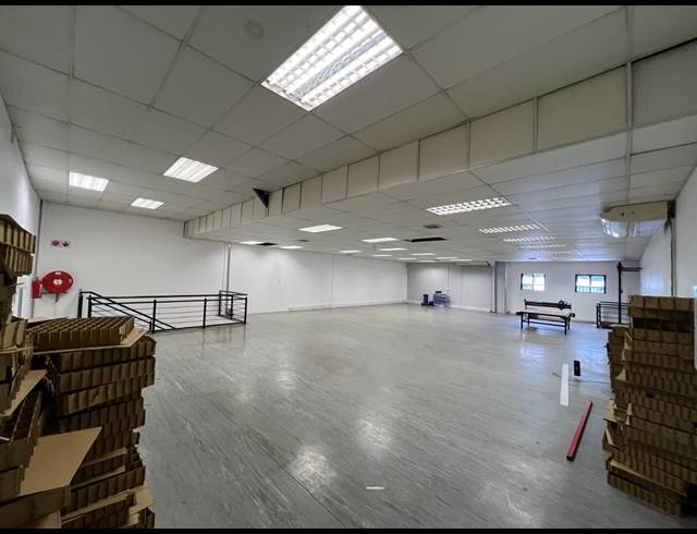 529M² WAREHOUSE TO LET IN STRIJDOMPARK